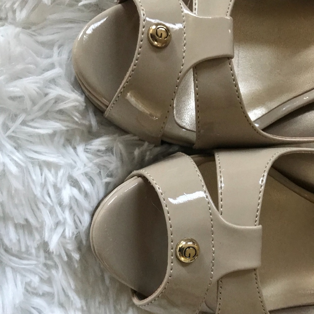 🔥 Guess Platform shoes - Picture 6 of 6